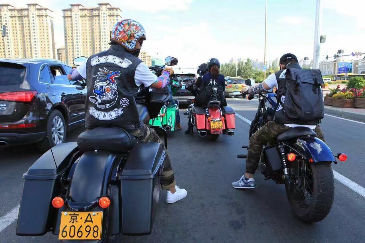 The Ultimate Guide to Finding the Perfect Motorcycle Helmet Fit for Club Members