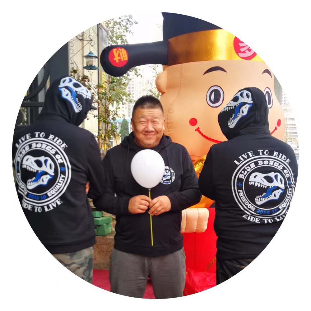 The Edgy Appeal of Skull Hoodies: A Comprehensive Look at the Iconic Fashion Statement