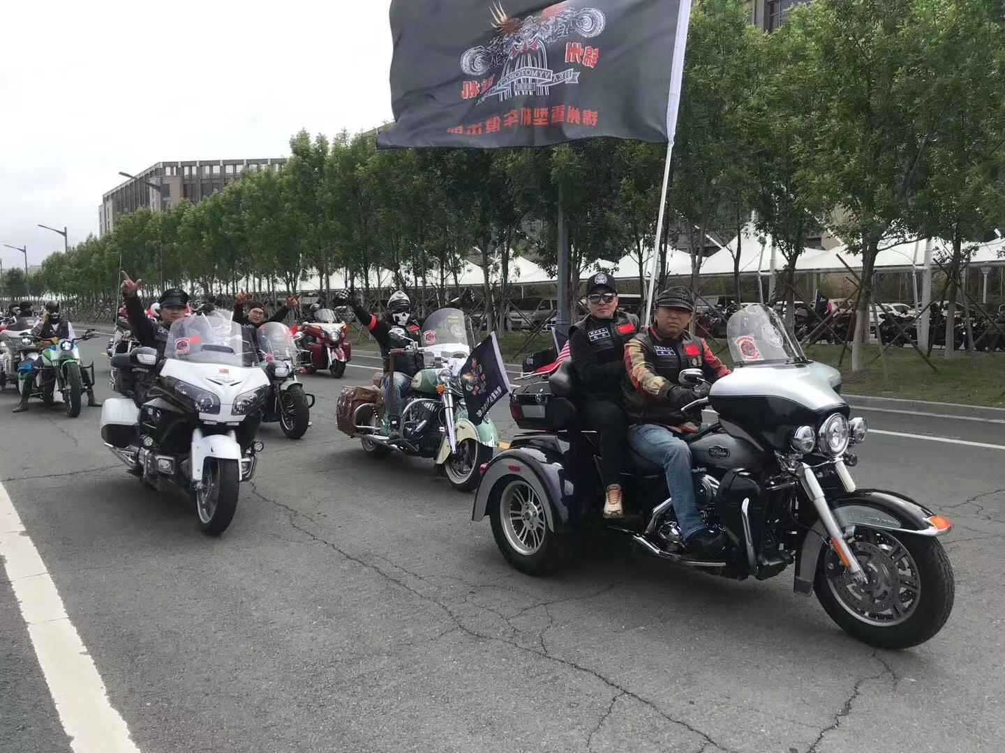 Unleashing Adventure: A Beginner's Guide to Off-Roading with Motorcycle Club Members