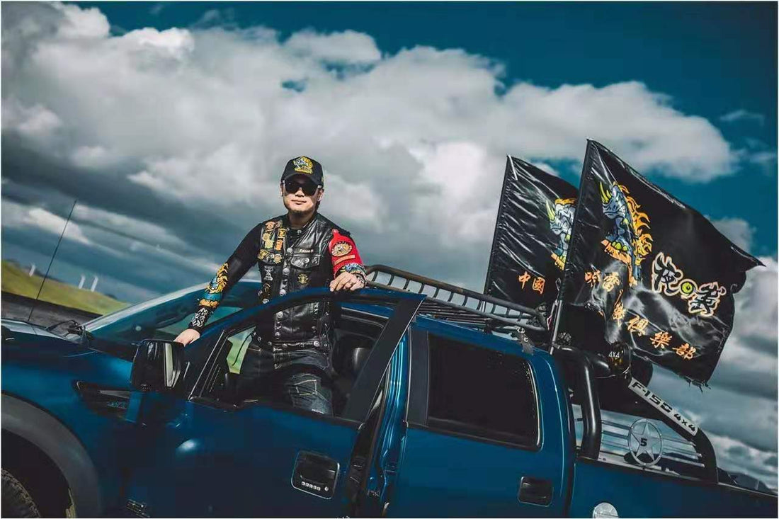 Finding the Perfect Fit: Essential Tips for Motorcycle Club Clothing