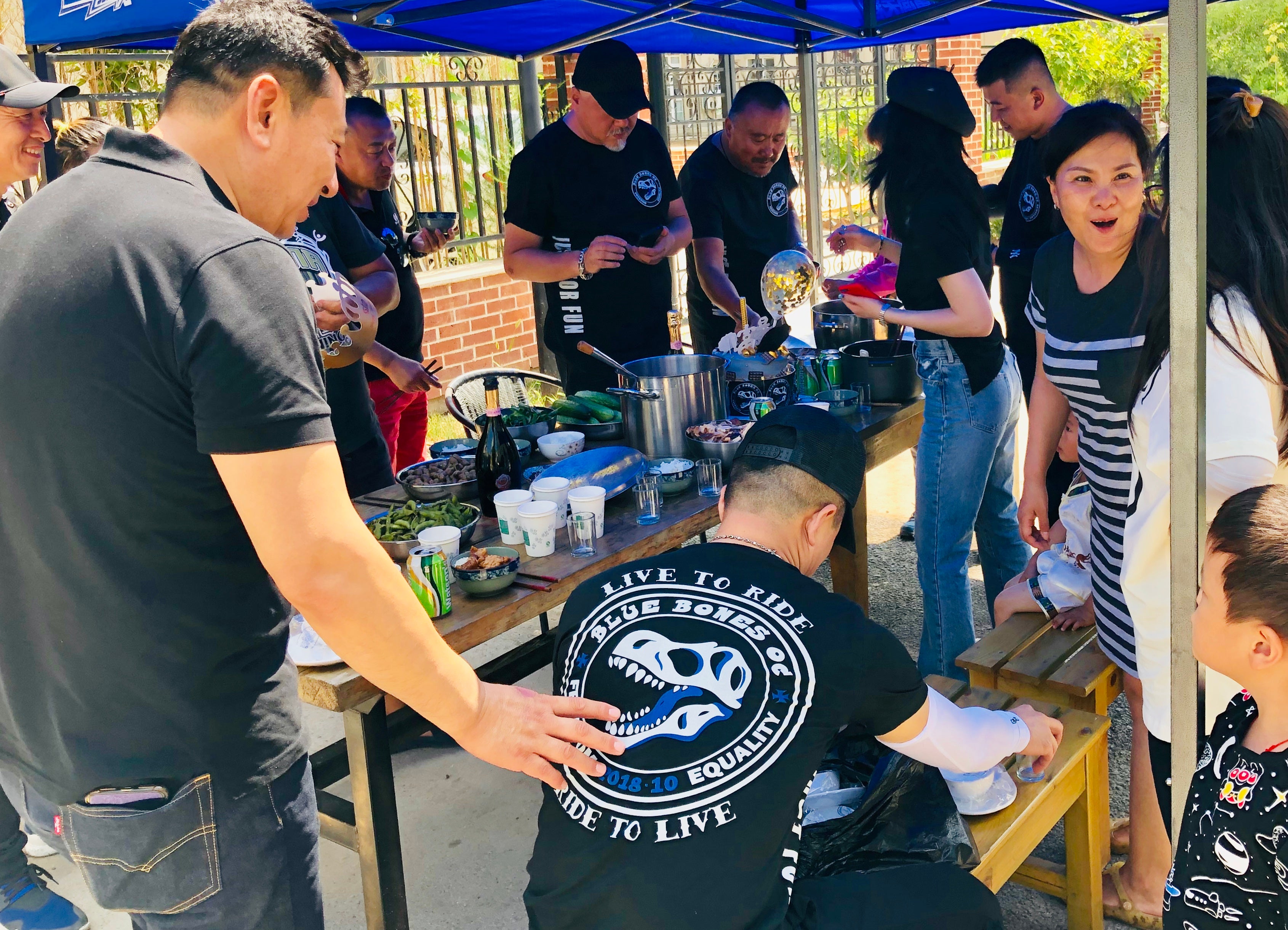 motorcycle-club-dinner-party