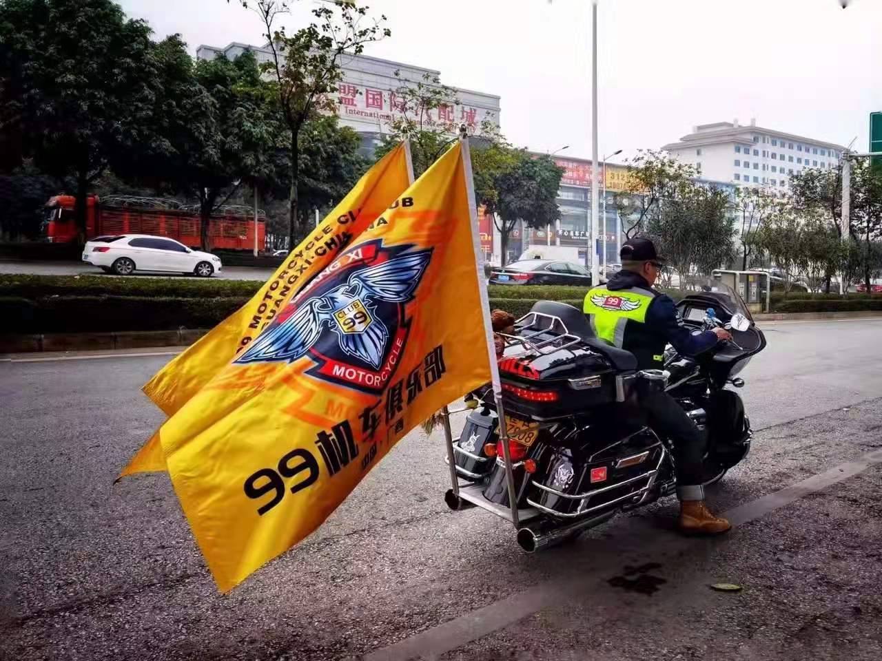 Riding Comfort: How to Avoid Numb Hands on Your Motorcycle