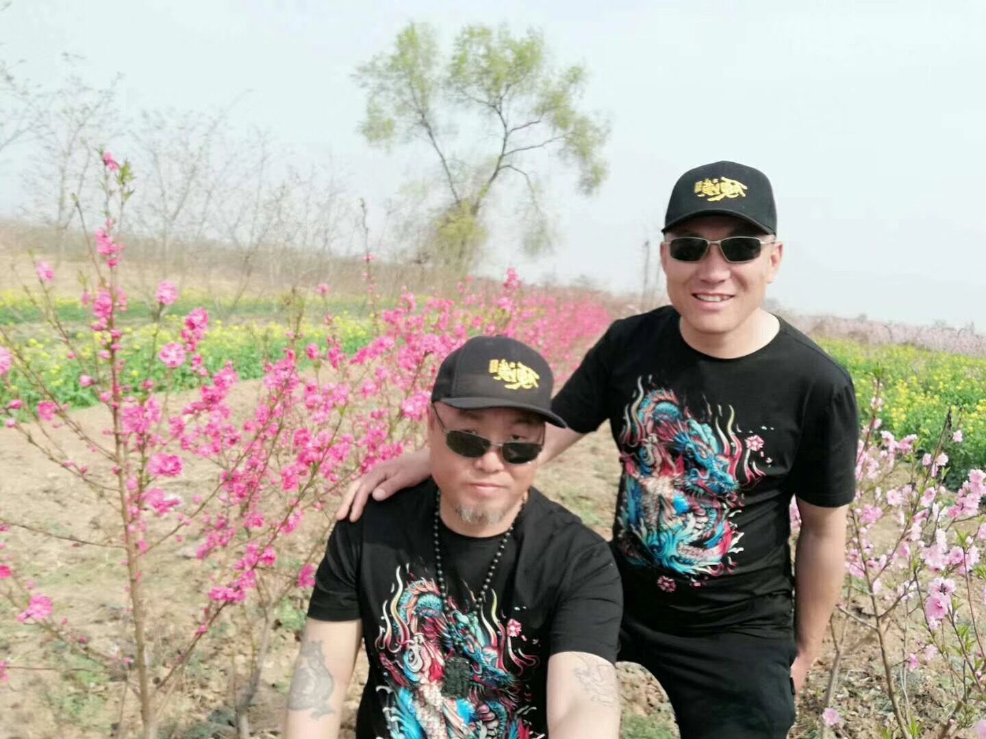 How to Convey a Positive Attitude Through Hats