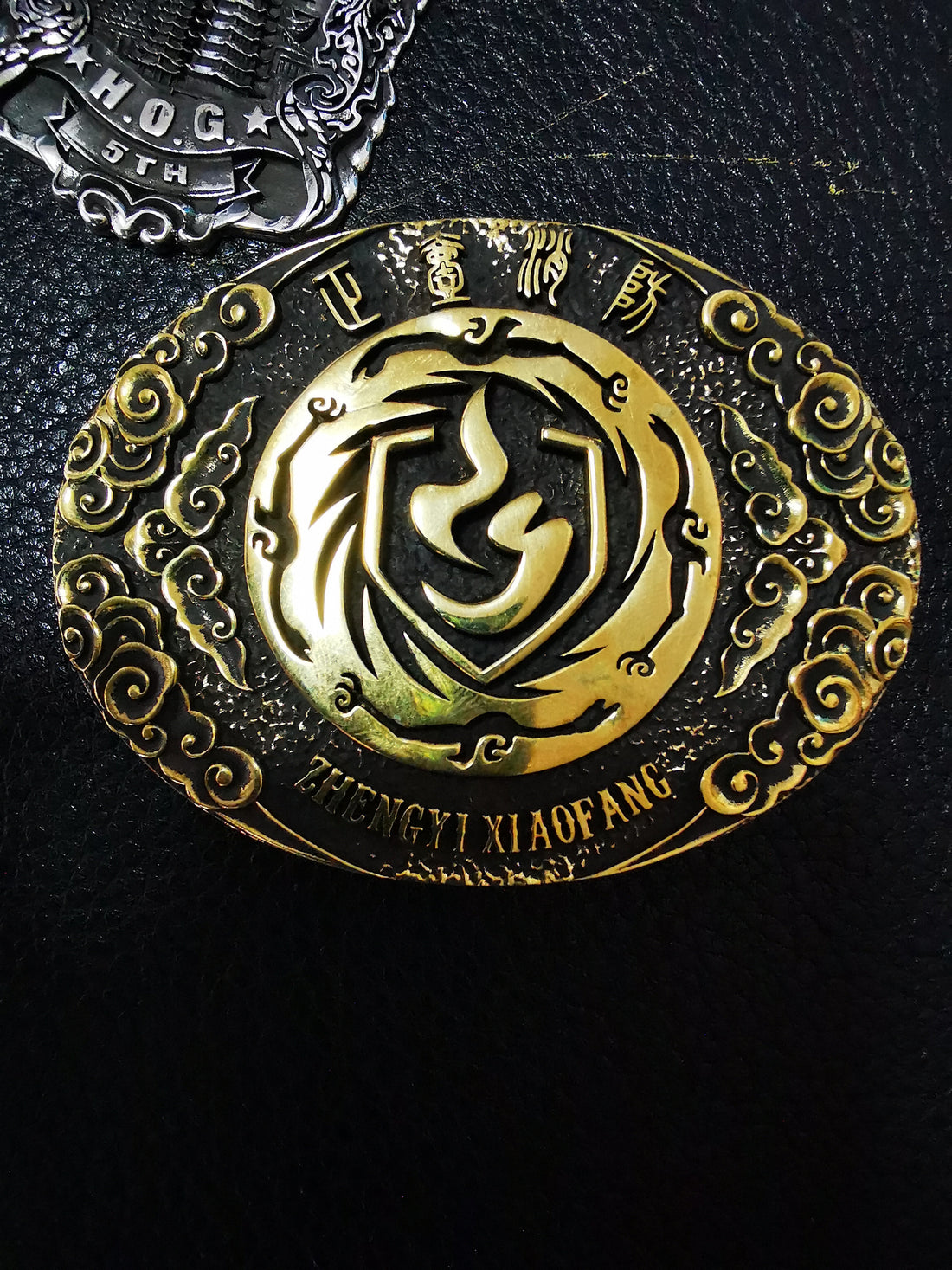 Custom Motorcycle Club Belt Buckles — Theme Design, Craftsmanship &amp; Wearing Guide