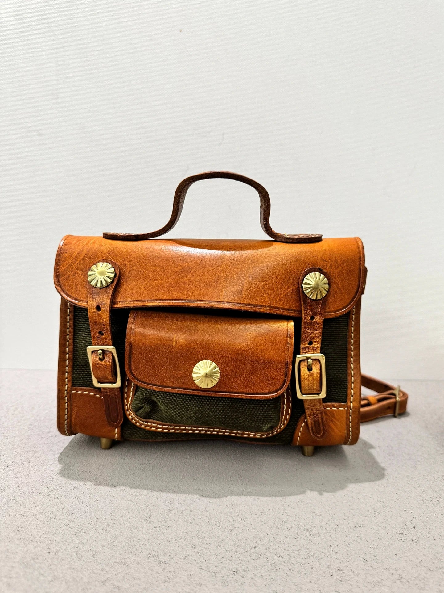 oiled leather shoulder crossbody bag 2