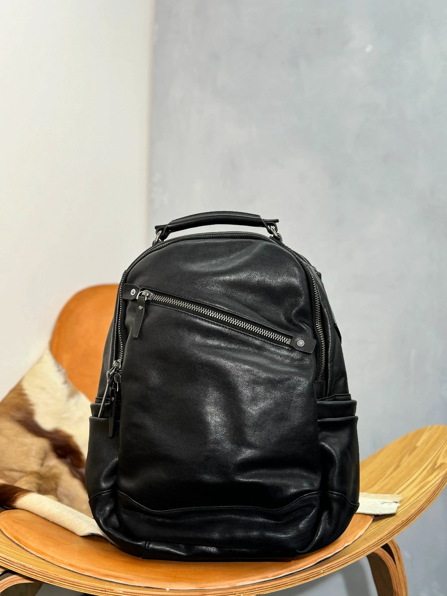 vegetable-tanned leather travel backpack 2