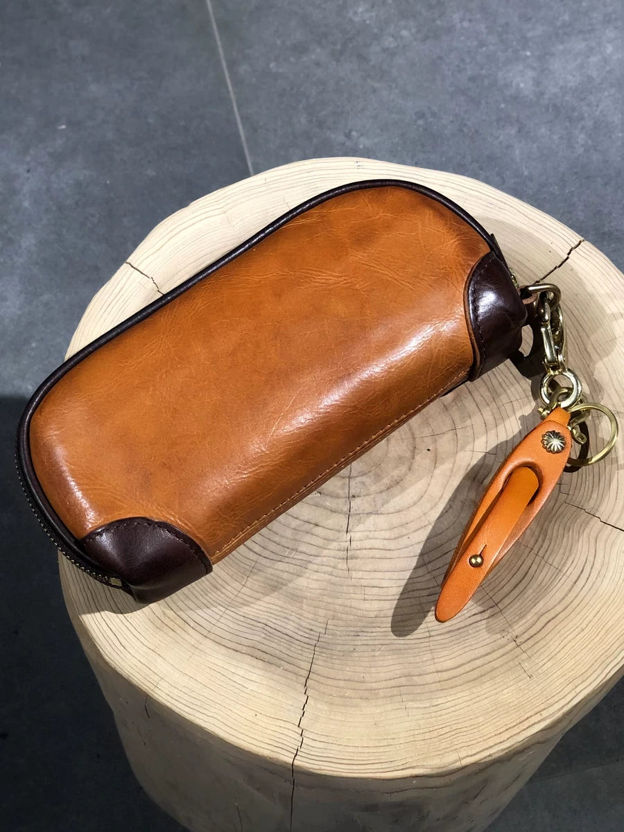 hand-distressed leather clutch bag 3