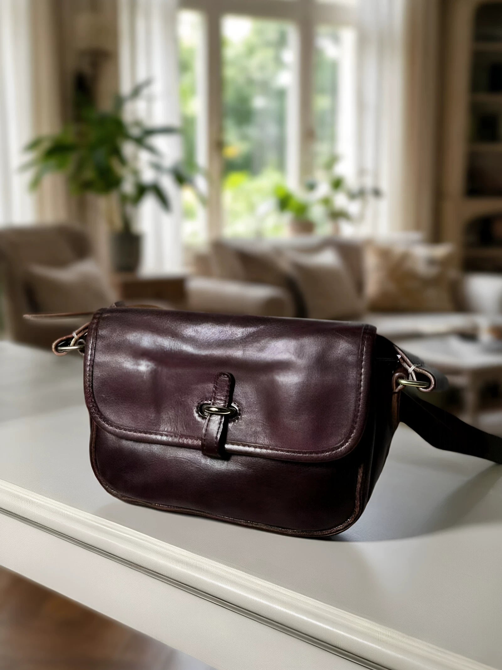vintage vegetable-tanned leather mini messenger bag 3