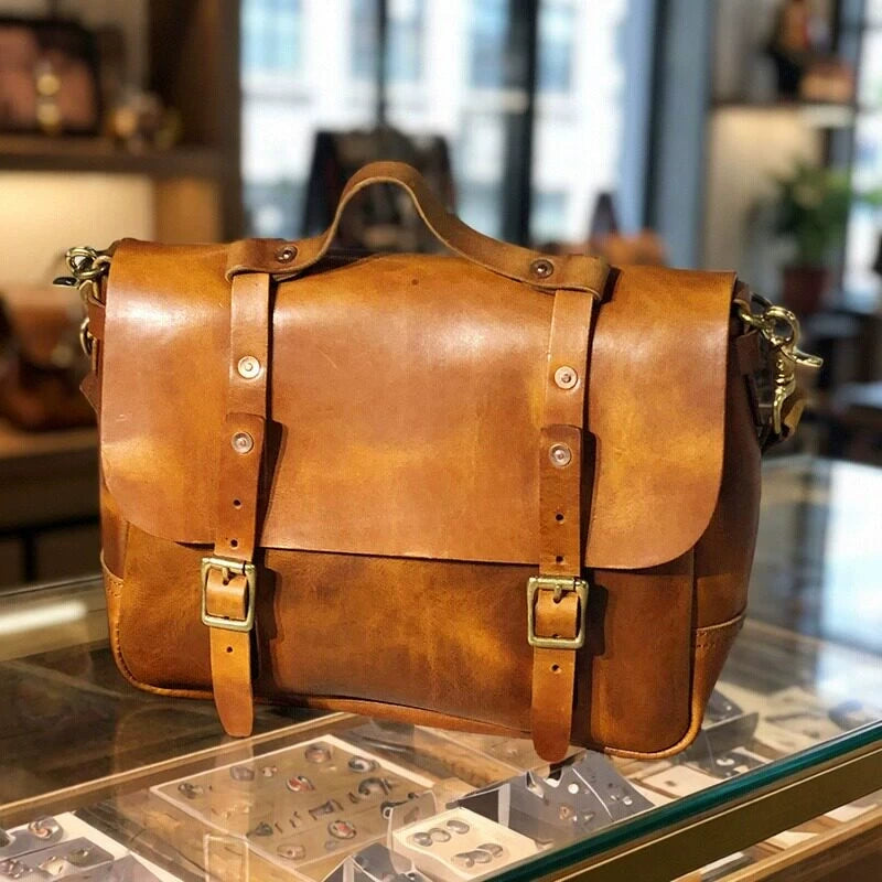 thick vegetable-tanned leather messenger bag 6