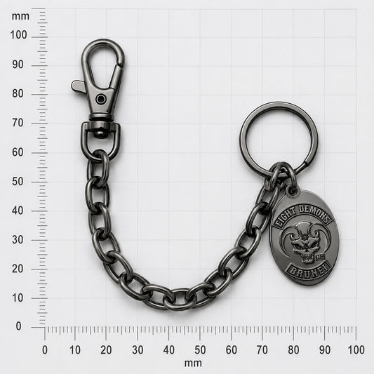 Slim 6–7 mm chain comparison featuring an authorized motorcycle club logo.