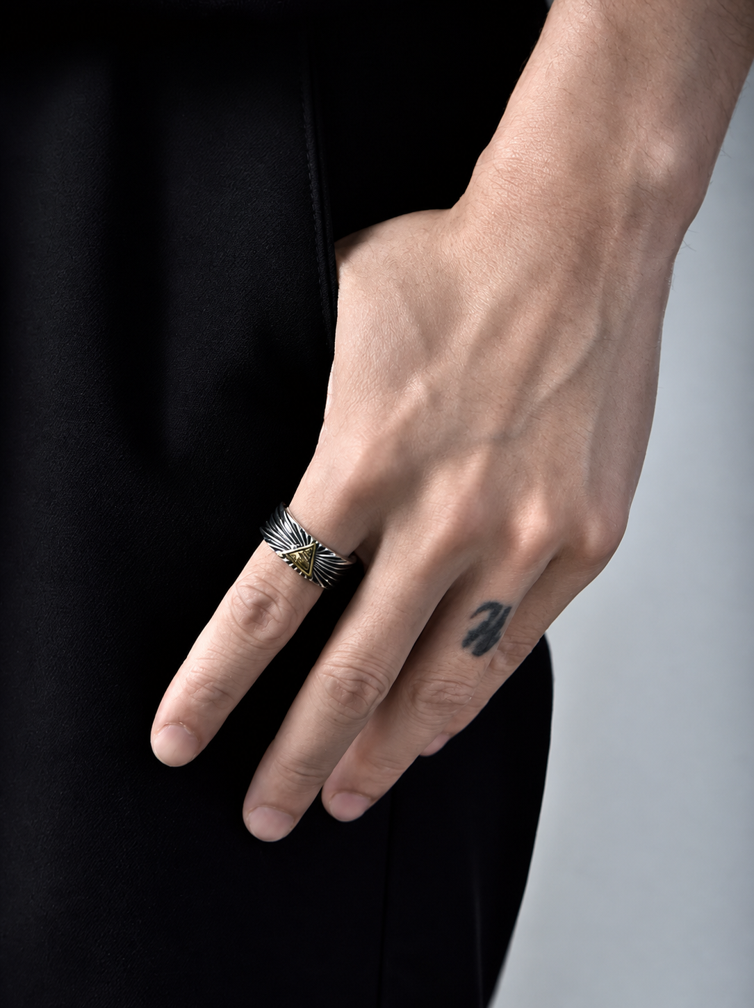 All-Seeing Eye Feather Sterling Silver Ring - product view 4