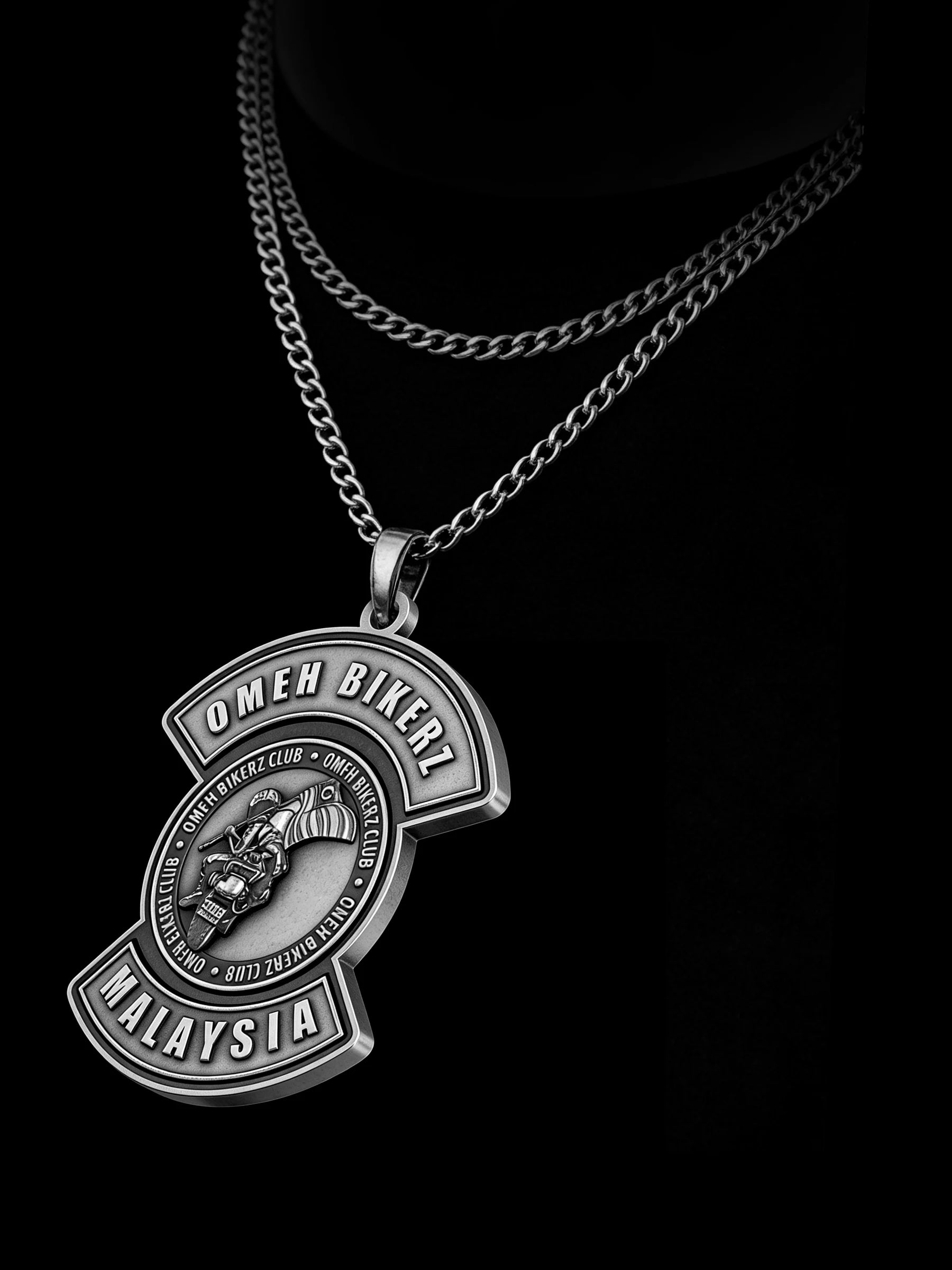 Custom round eagle motorcycle club pendant craftsmanship reference, raised relief detail