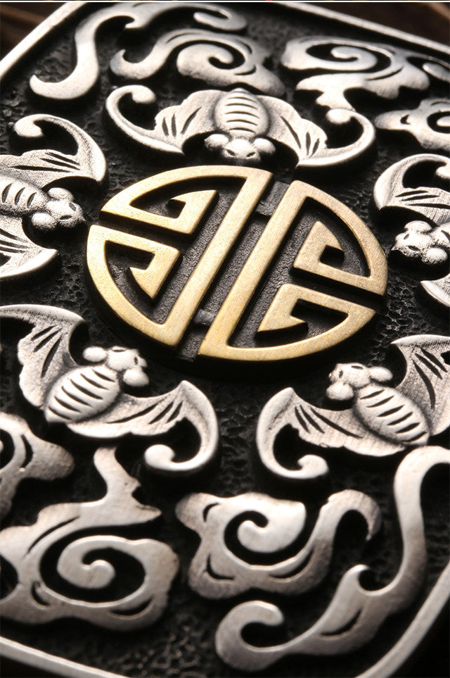 Five Bats Longevity Silver Shark Leather Biker Belt — detail view 5