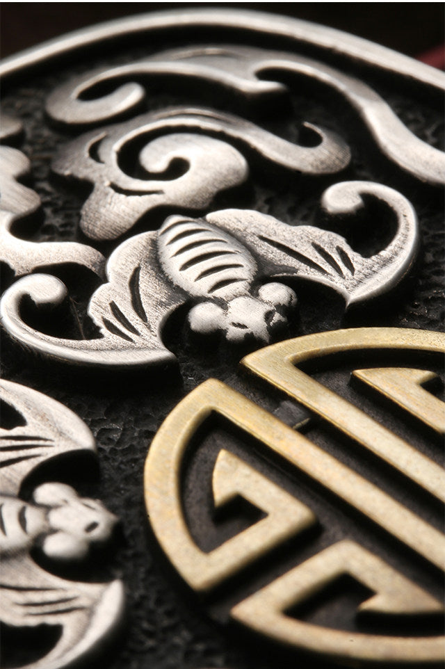 Five Bats Longevity Silver Shark Leather Biker Belt — detail view 7
