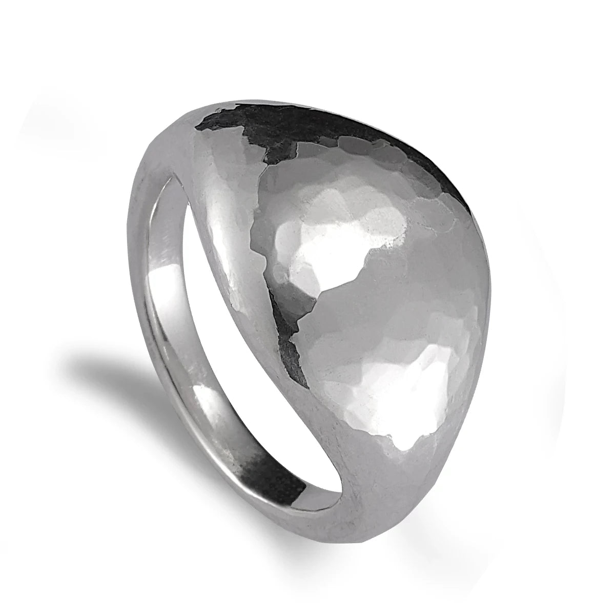 hammered oval signet 925 sterling silver biker ring — finish view