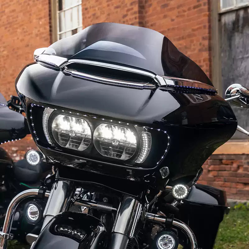 Harley Road Glide front fairing with integrated LED running and turn signal lighting