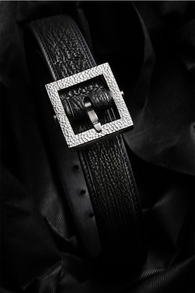 Minimal Hammered Silver Ostrich Leather Biker Belt — detail view 4