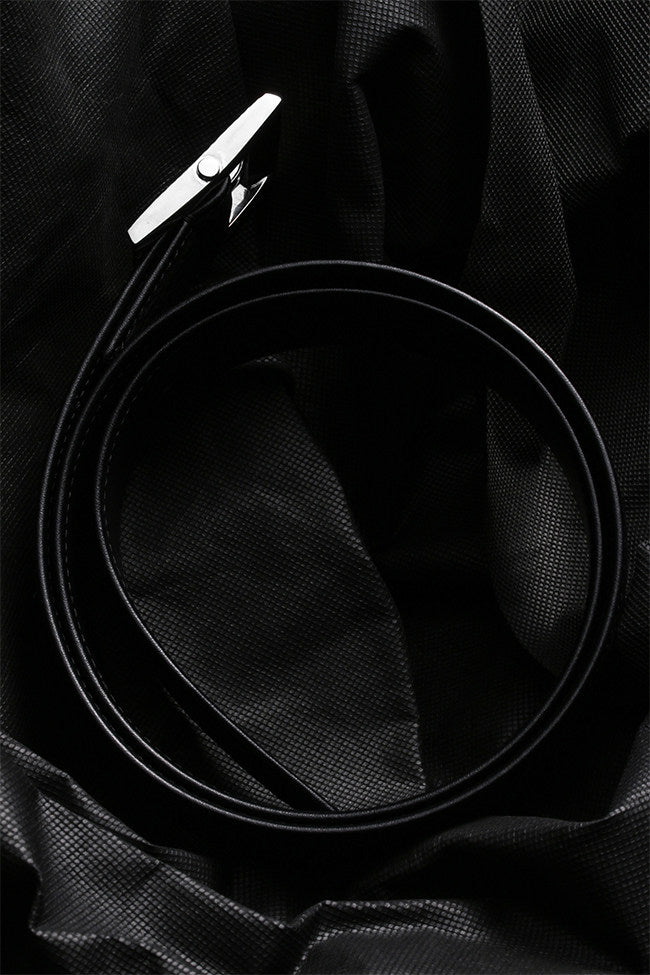 Minimal Hammered Silver Ostrich Leather Biker Belt — detail view 8