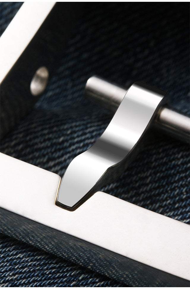 Minimal Square Silver Bridle Leather Biker Belt — detail view 6