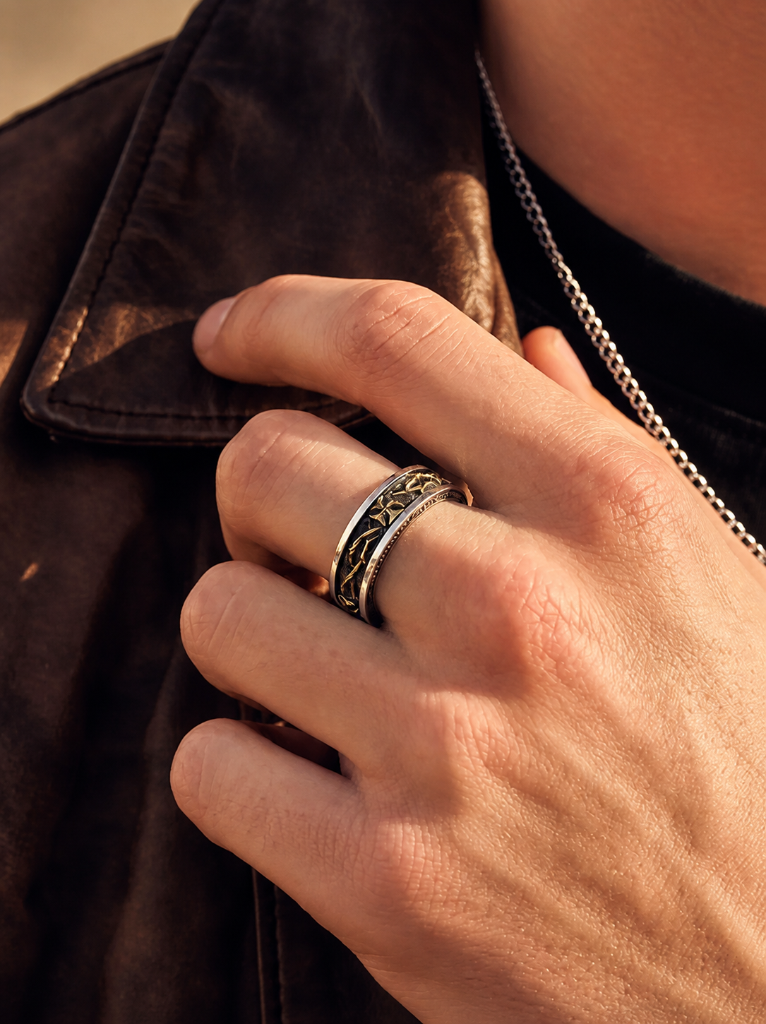 Mobius Thorn Sterling Silver Ring - product view 2