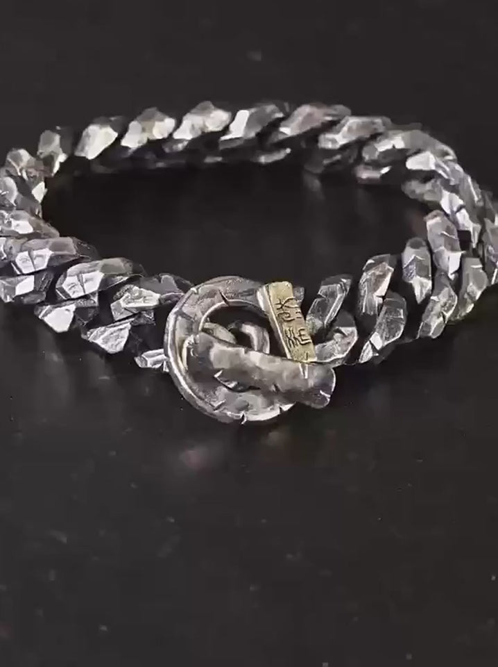 655150947465 biker bracelet product video