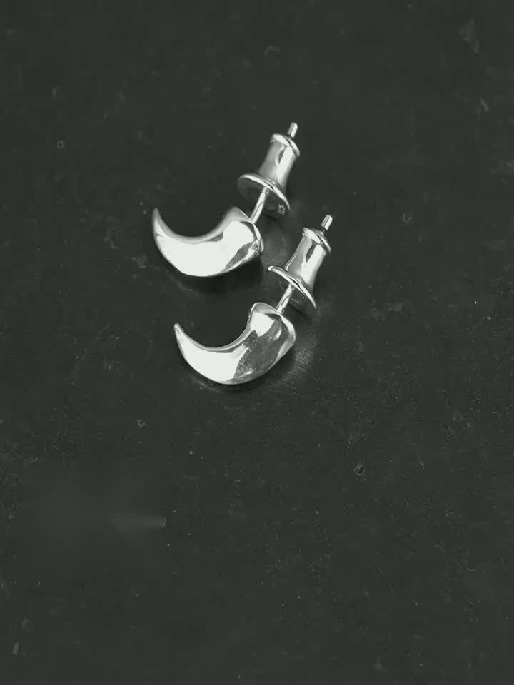 Wolf fang sterling silver biker stud earring video