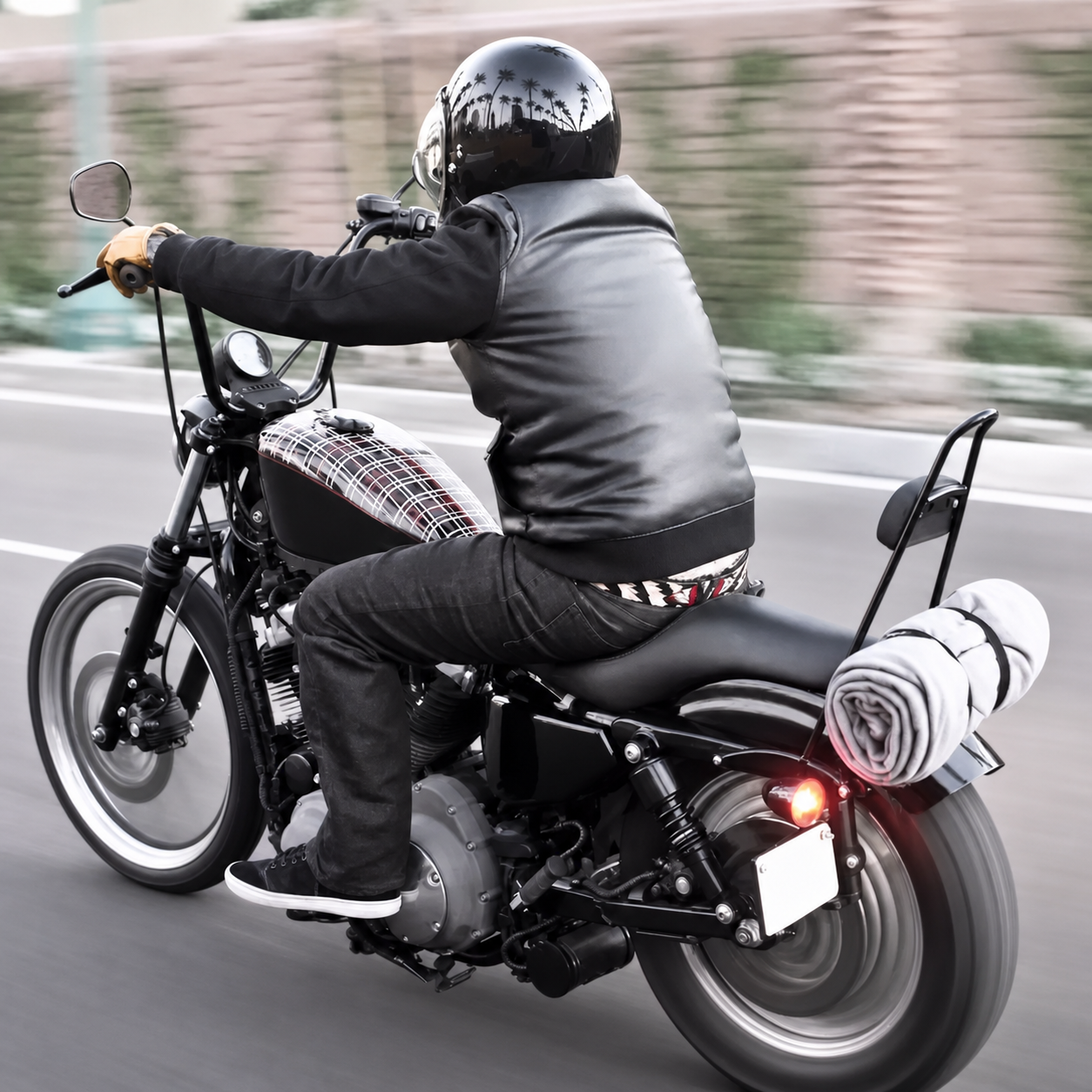 Tall passenger backrest in a riding scene