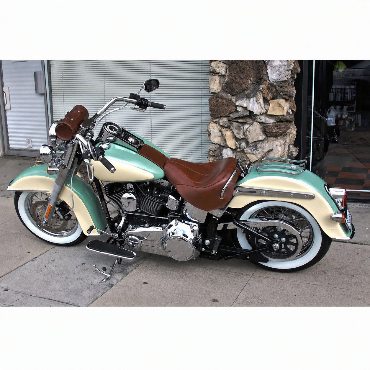 Chrome luggage rack on cruiser motorcycle