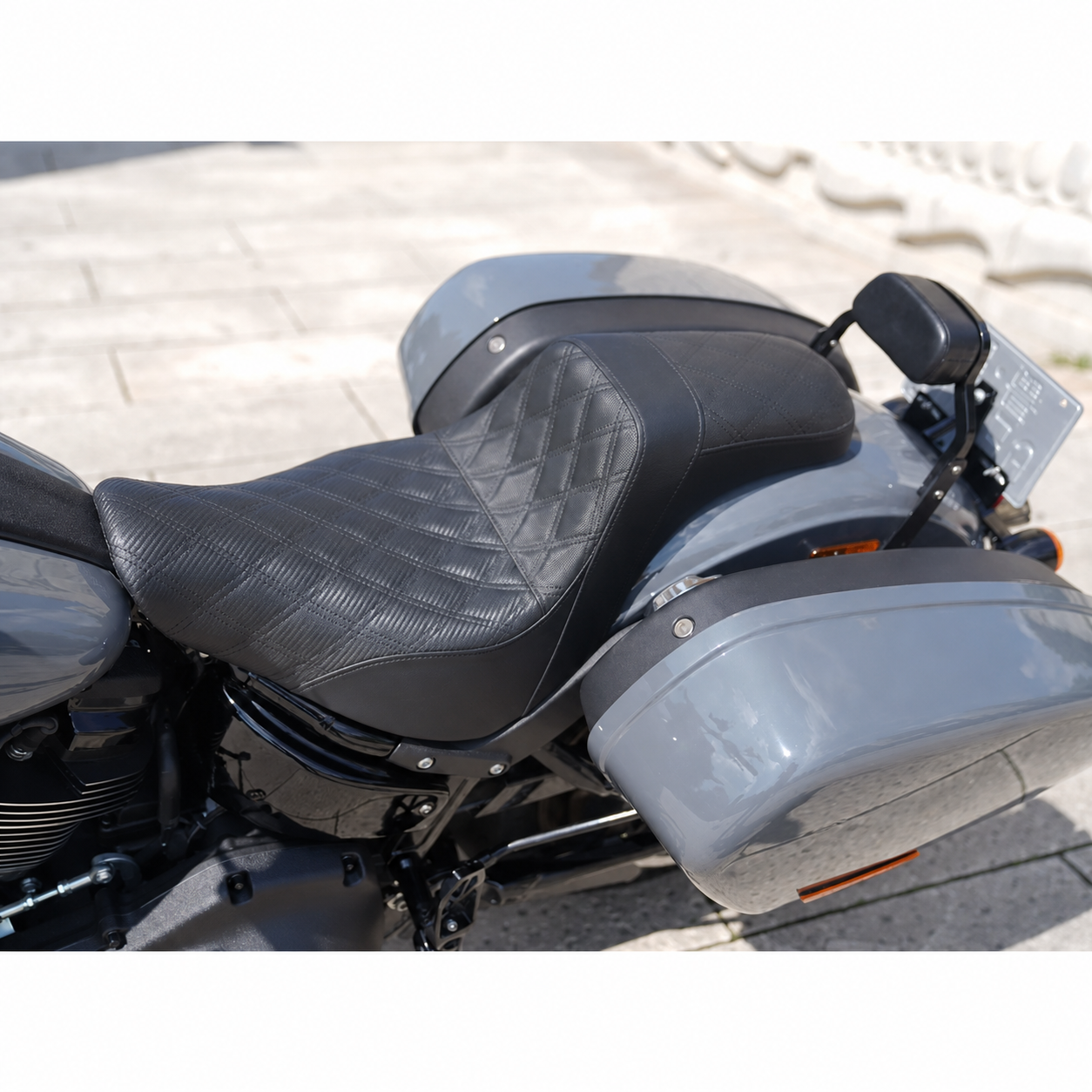 Unbranded two-up seat installed view