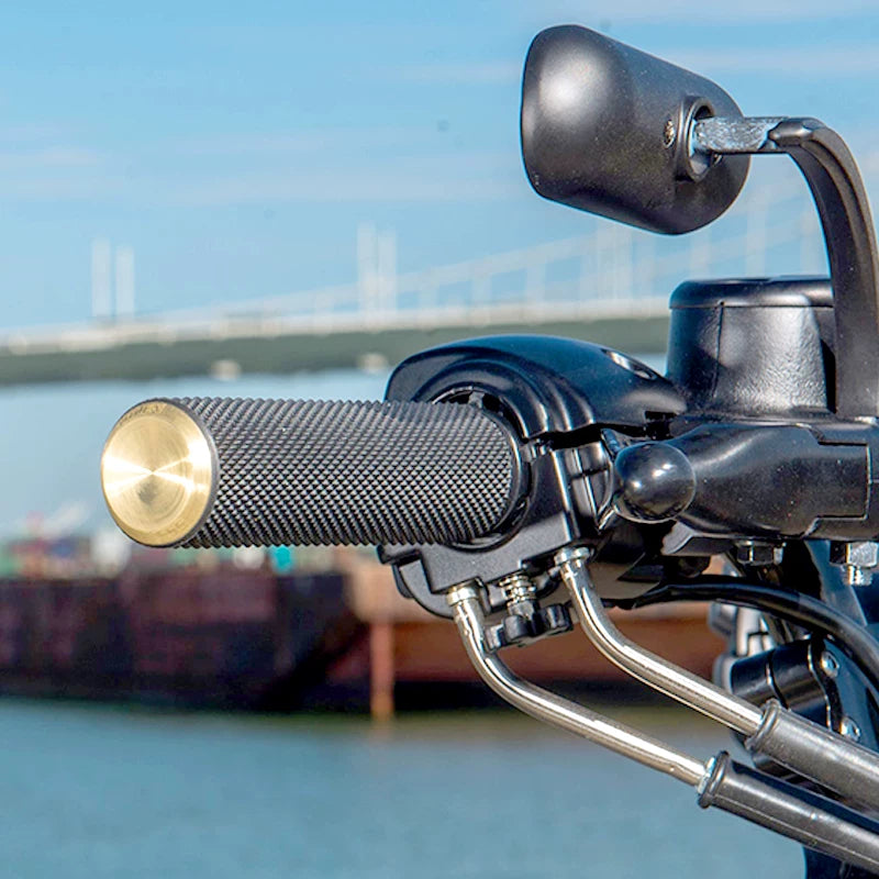 Machined Arlen Ness grip on Harley-Davidson handlebar