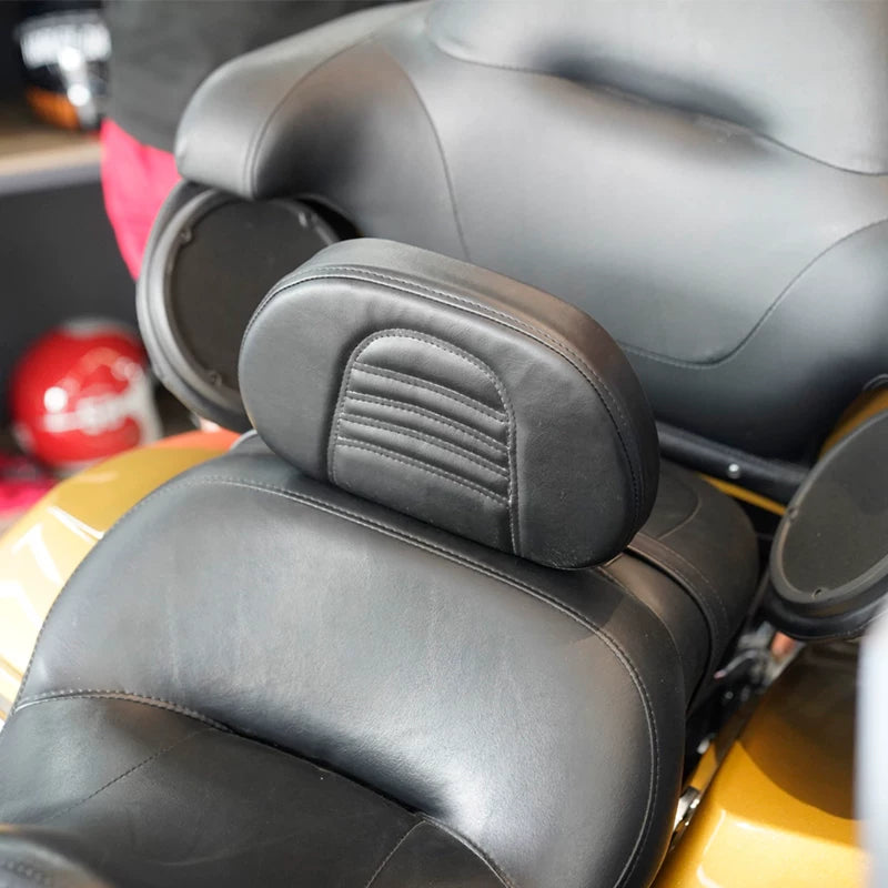 Ribbed black touring rider backrest installed