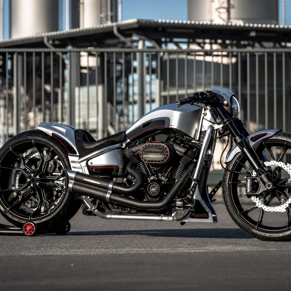 Harley-compatible GP-style Breakout custom build 1