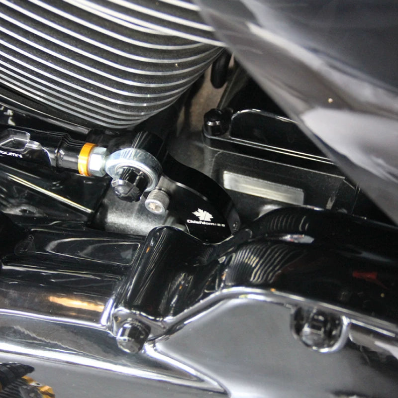 Chiefdom neutral-shift assist bracket installed on Harley-Davidson engine