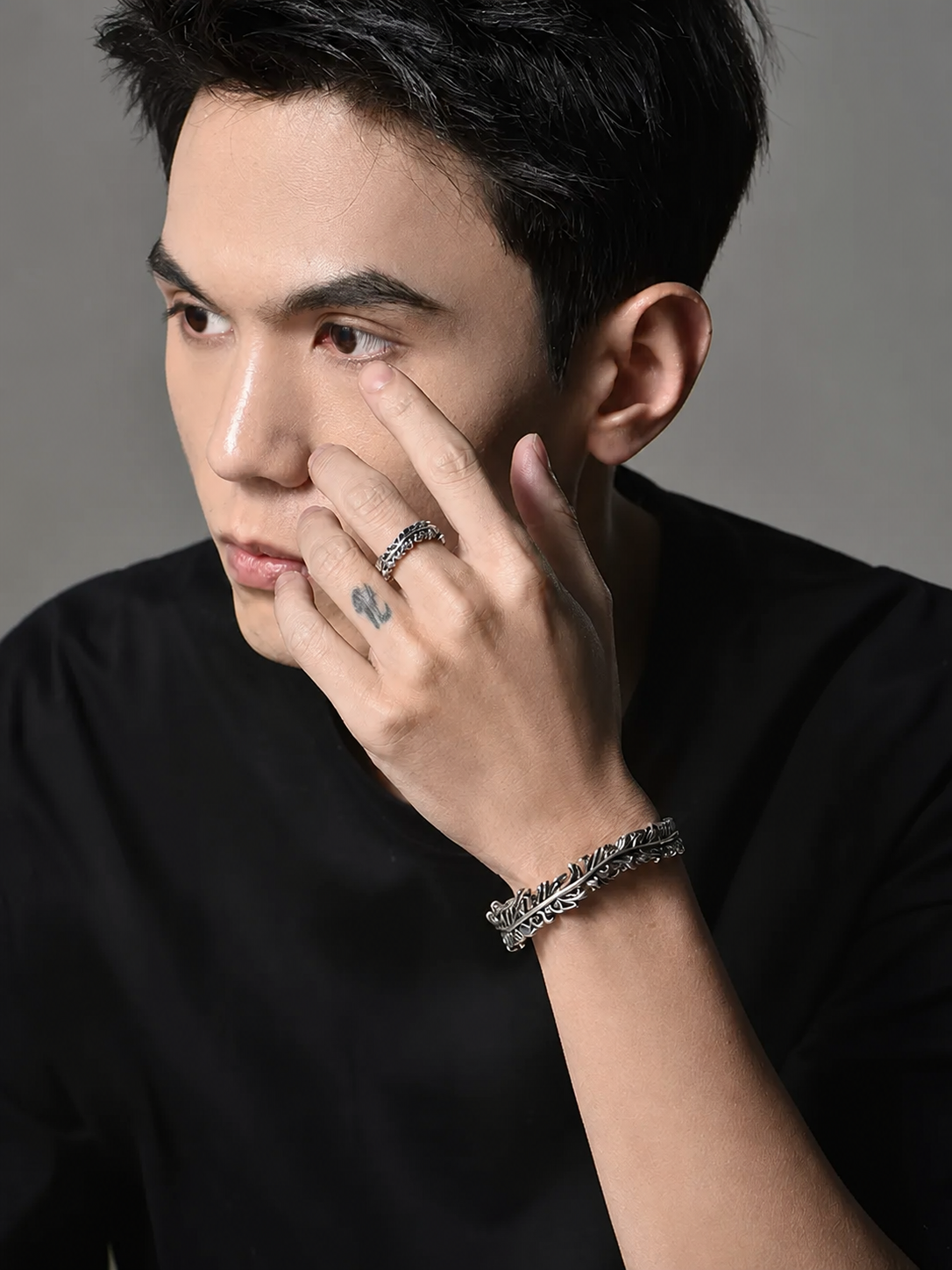 Vine Open Sterling Silver Ring - product view 3