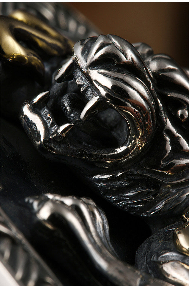 Zodiac Tiger Silver Shark Leather Biker Belt — detail view 10