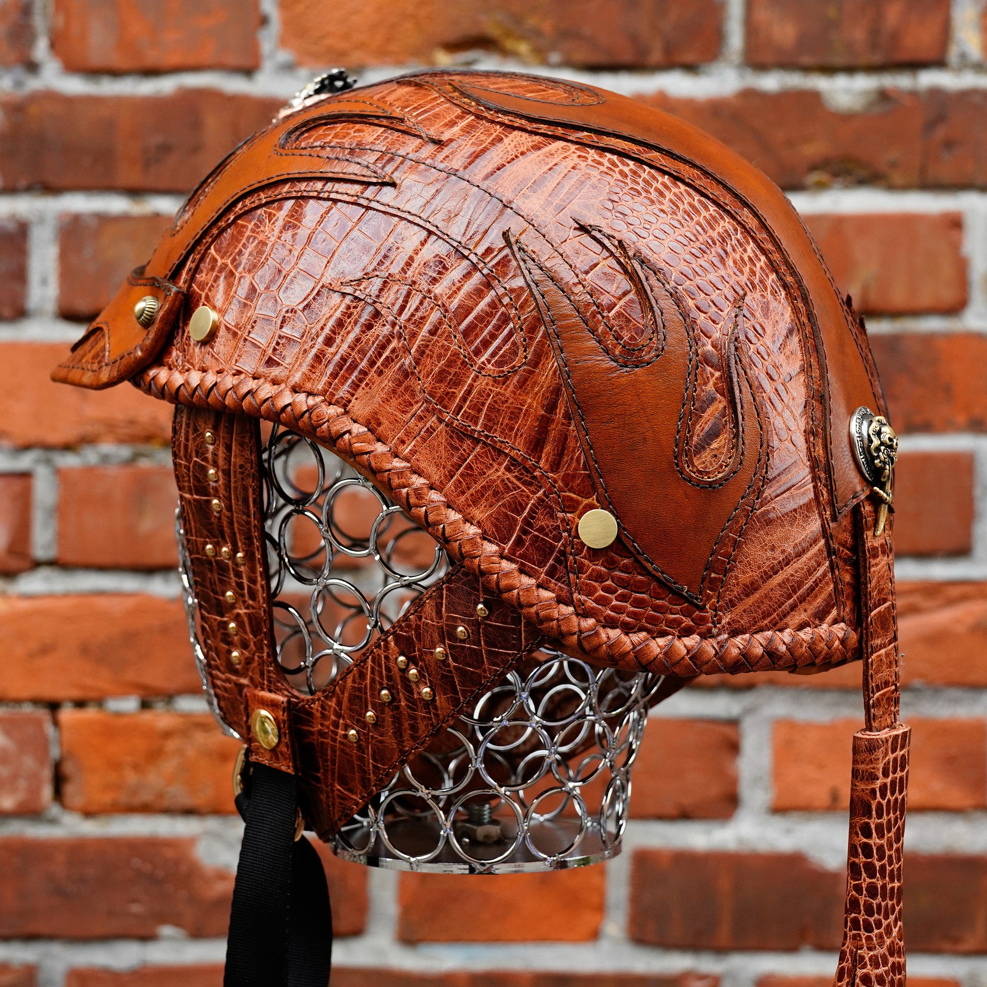 custom-decorative-halfhelmet-cowhide