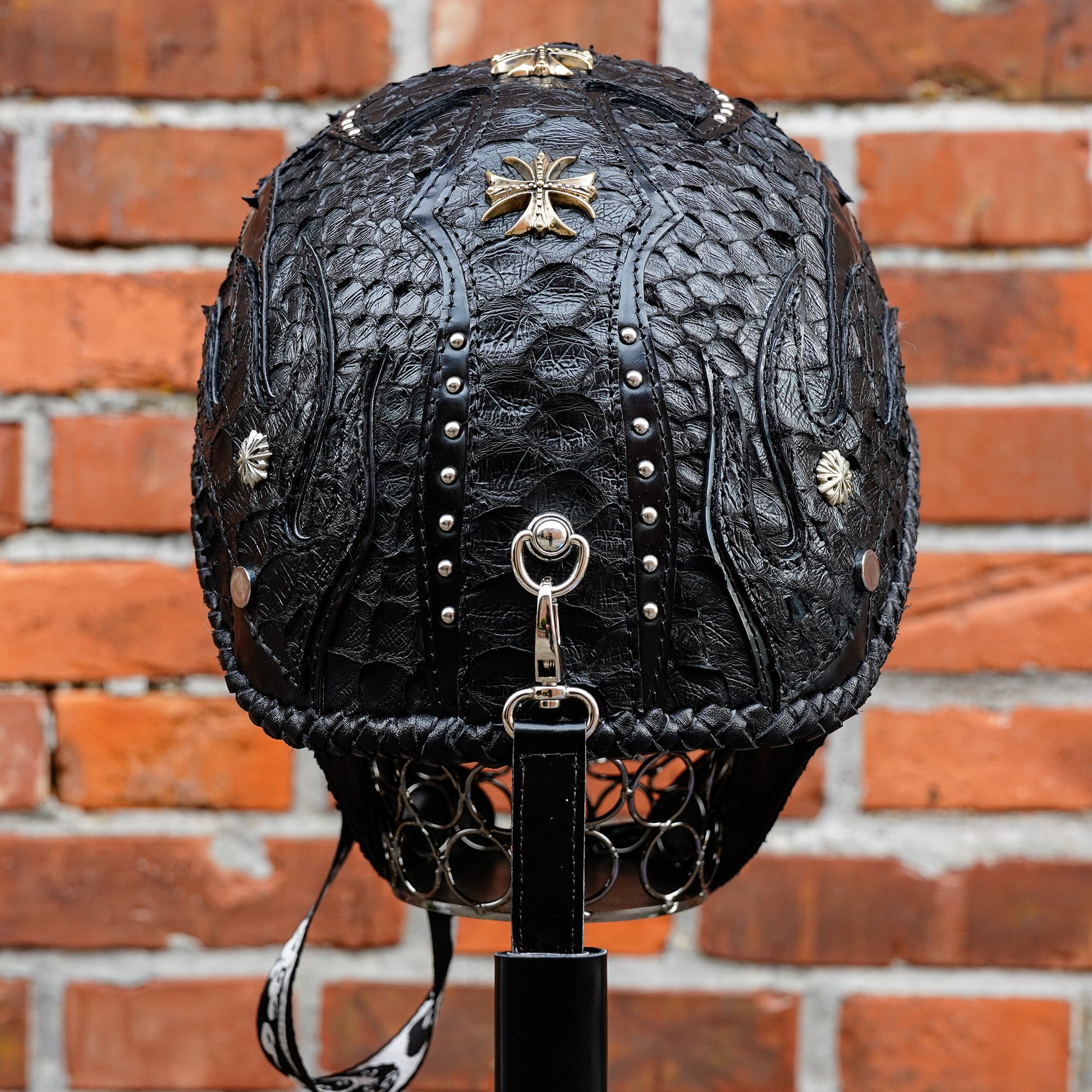 custom-decorative-halfhelmet-pythonskin